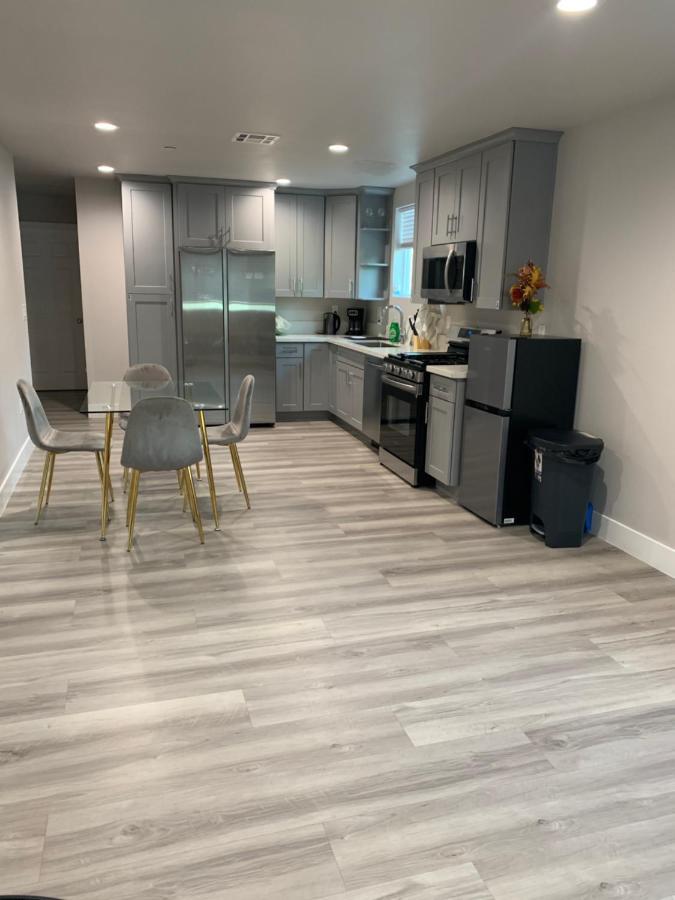Private Room In New Appartment With Full Bath Los Angeles Exterior foto